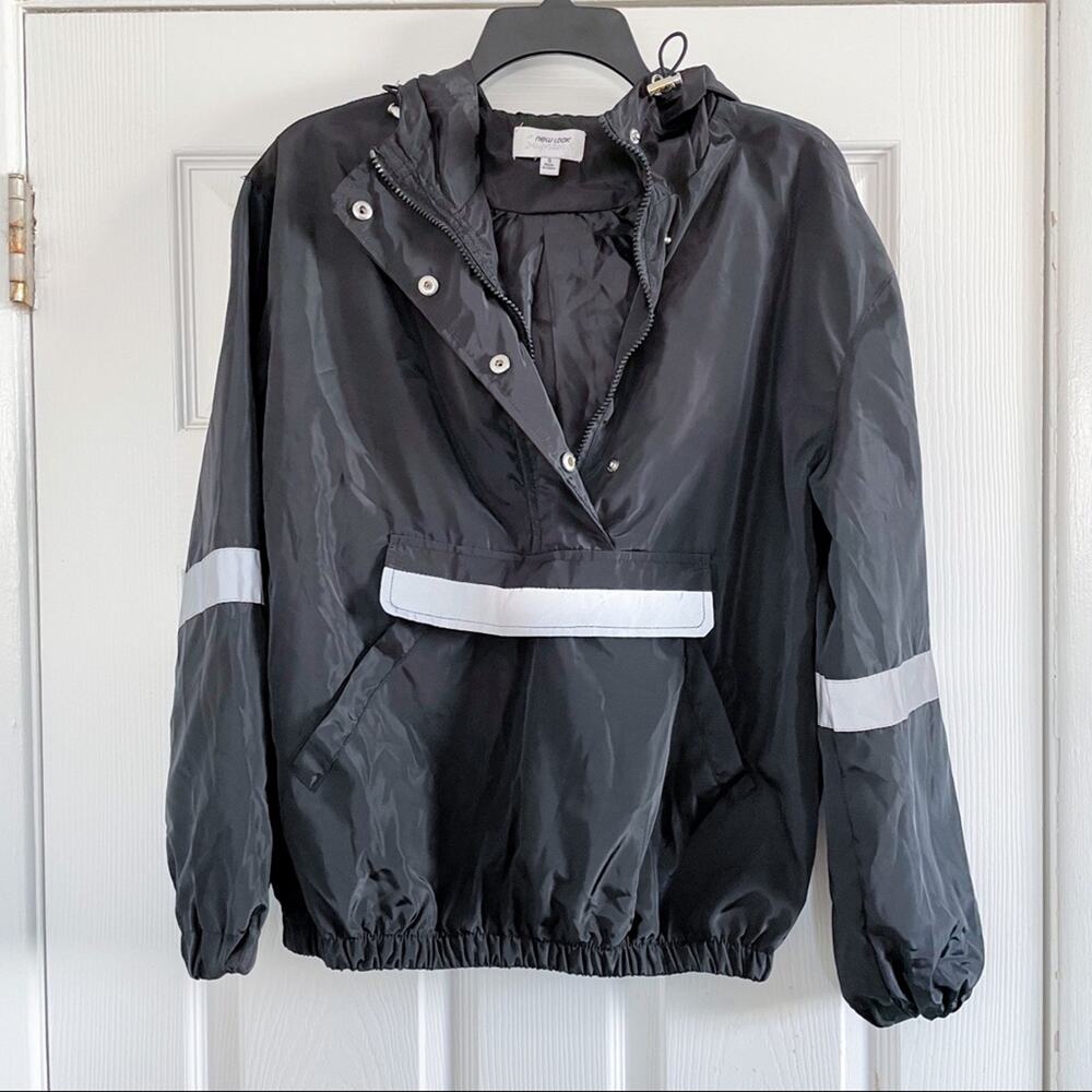 New Look Supreme Pull Over Top